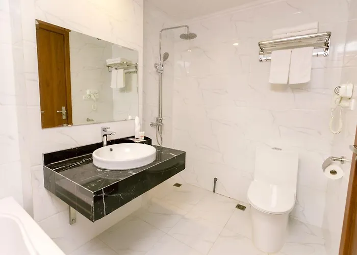 Oyo 759 Phuong Huy 3* Hạ Long